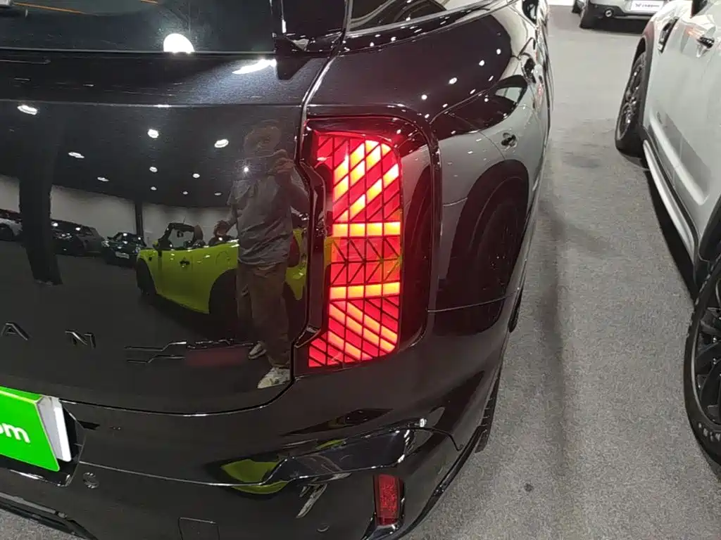 MINI Mini JCW Countryman — миниатюра 8