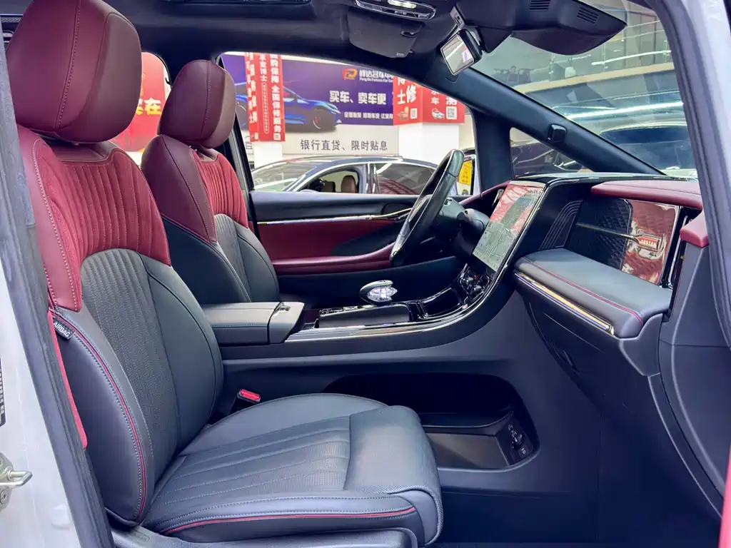 GAC Motor Trumpchi M8 — миниатюра 5