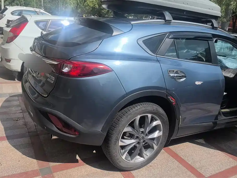 Mazda CX-4 2016 2.5L AT