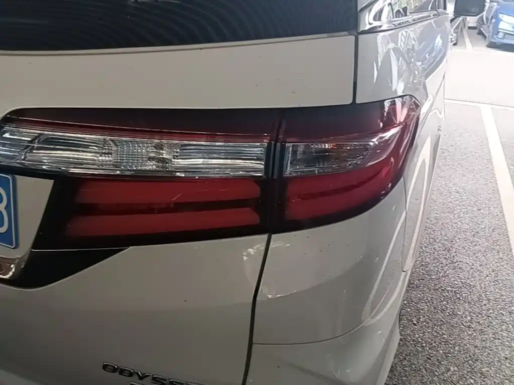 Honda Odyssey — миниатюра 8