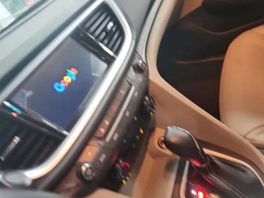 Buick Excelle — миниатюра 13