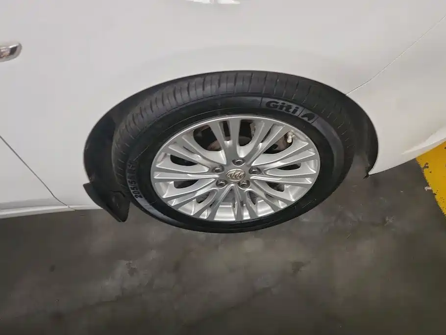 Buick Excelle — миниатюра 6