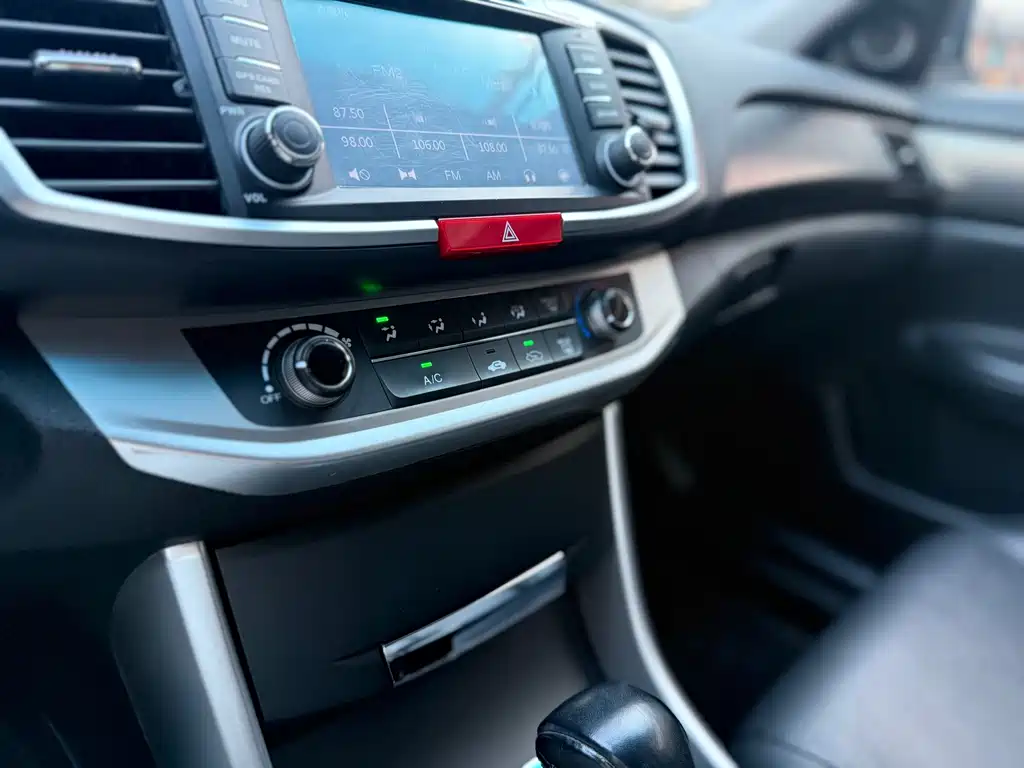 Honda Accord — миниатюра 7