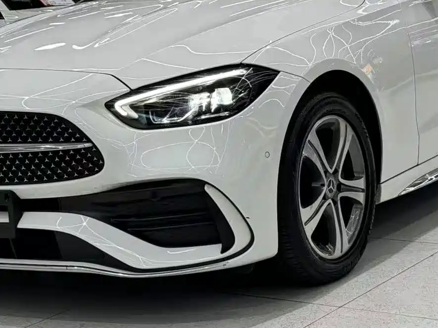 Mercedes-Benz C-Class — миниатюра 14