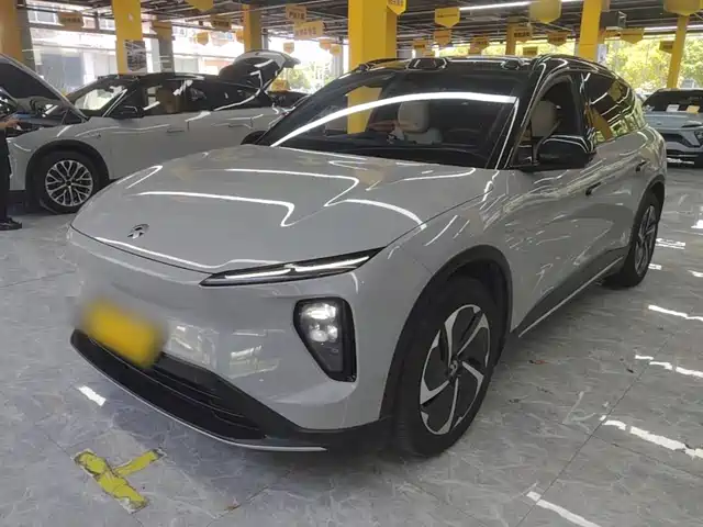 NIO ES6
