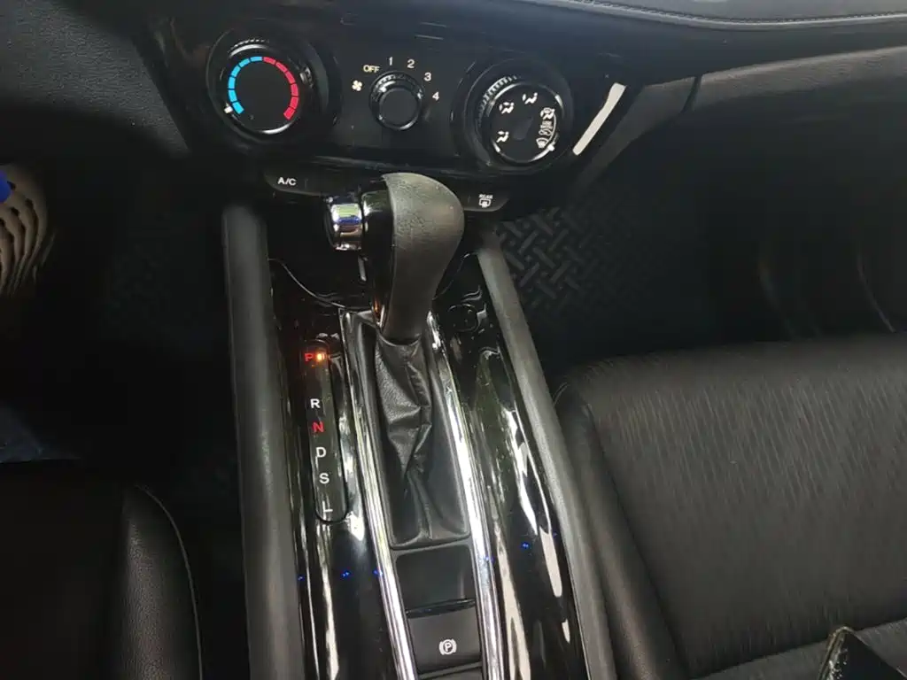 Honda Vezel — миниатюра 14