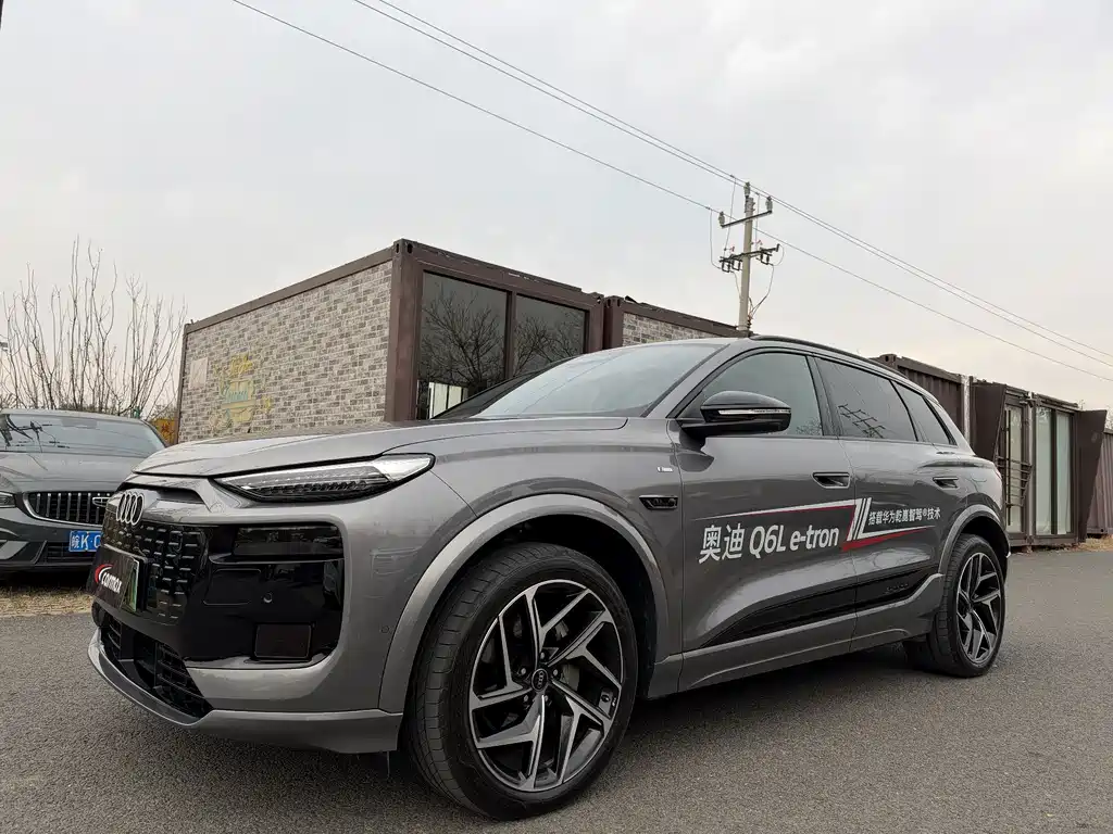 Audi Q6L e-tron — миниатюра 3
