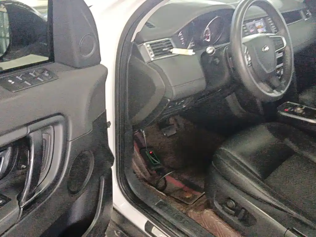 Land Rover Discovery Sport — миниатюра 16