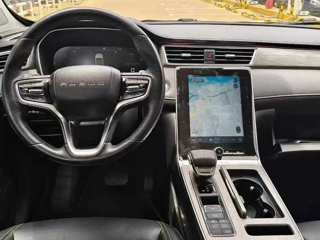 Roewe RX5 New Energy — миниатюра 9