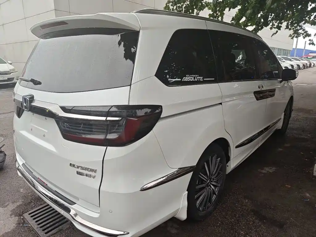 Honda Elysion — миниатюра 7