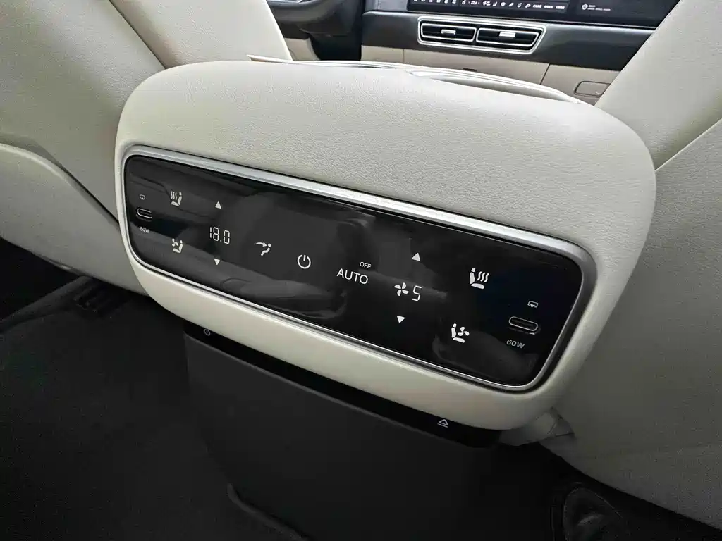 Li Auto Li L9 — миниатюра 21
