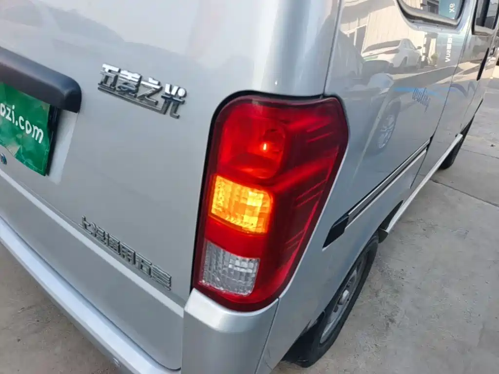 Wuling Zhiguang — миниатюра 8