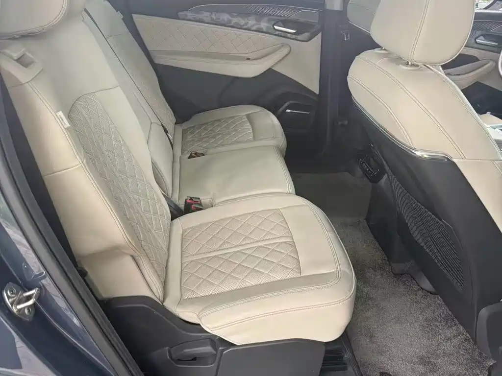 Audi Q6 — миниатюра 8