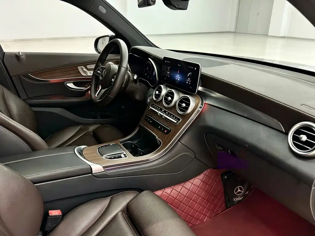 Mercedes-Benz GLC — миниатюра 14