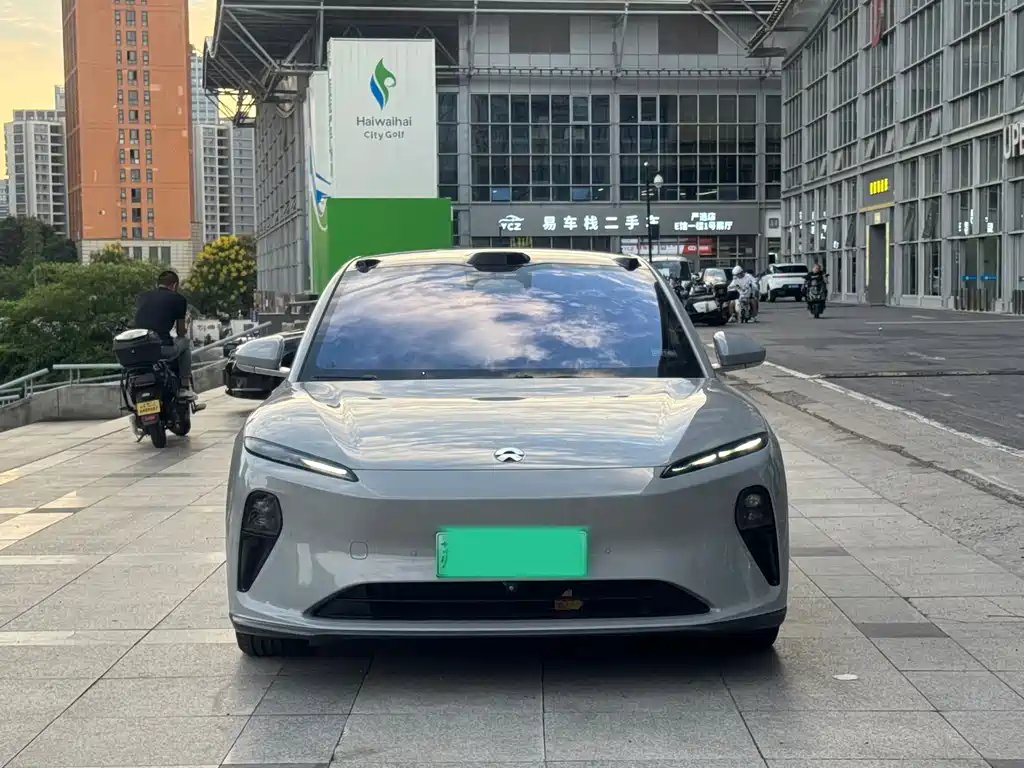 NIO ET5T — миниатюра 2