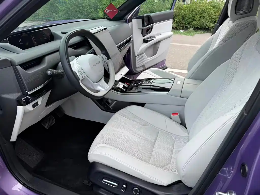 Honda Hiroyo Honda P7 — миниатюра 11