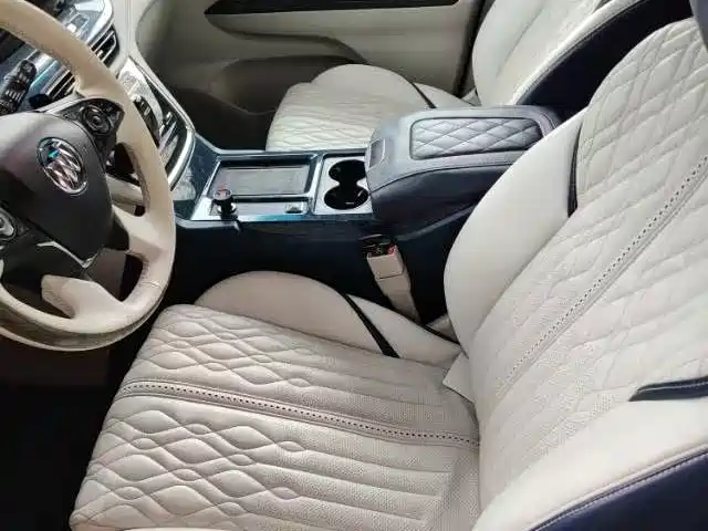 Buick GL8 — миниатюра 4