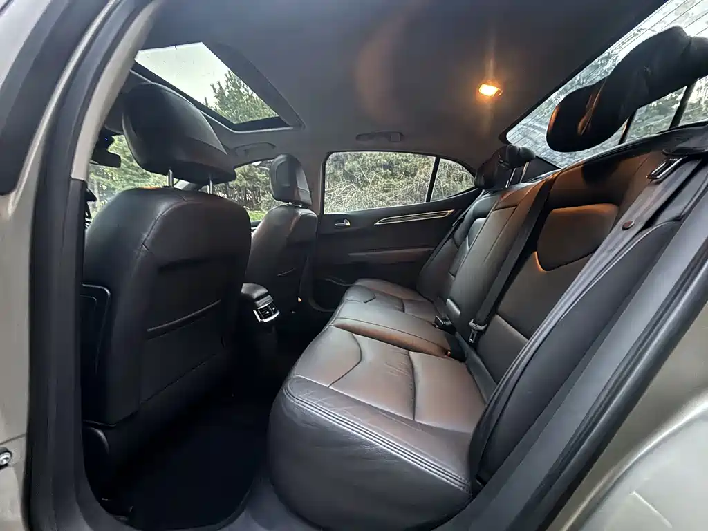 Citroen C4L — миниатюра 8