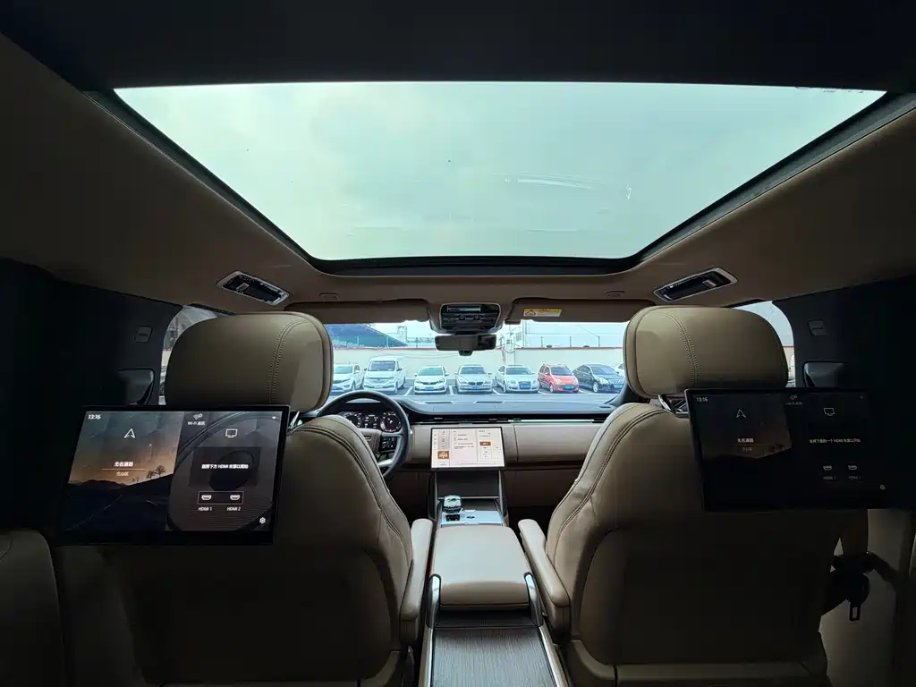 Land Rover Range Rover — миниатюра 12