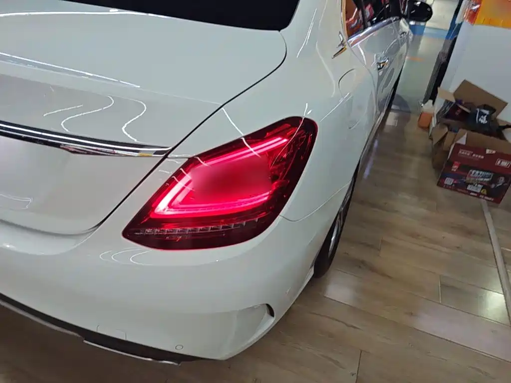 Mercedes-Benz C-Class — миниатюра 8