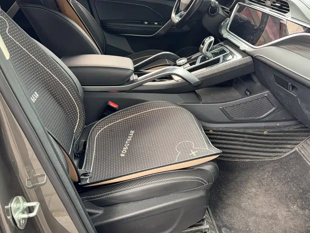 Geely Boyue — миниатюра 4