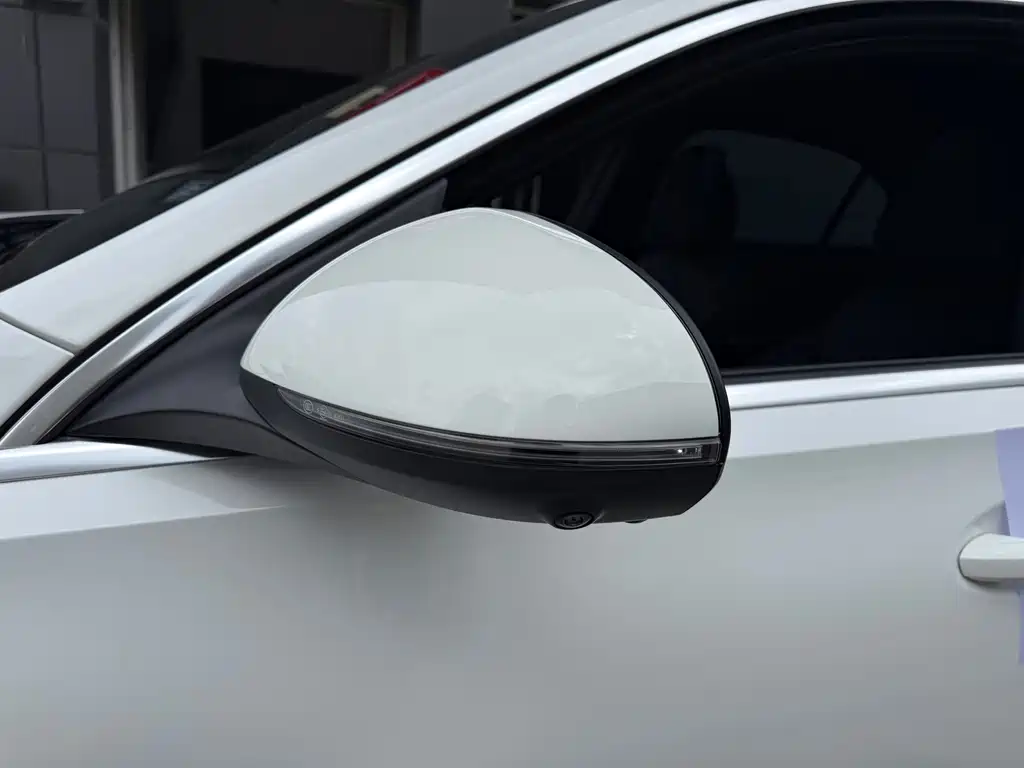 Mercedes-Benz C-Class — миниатюра 15
