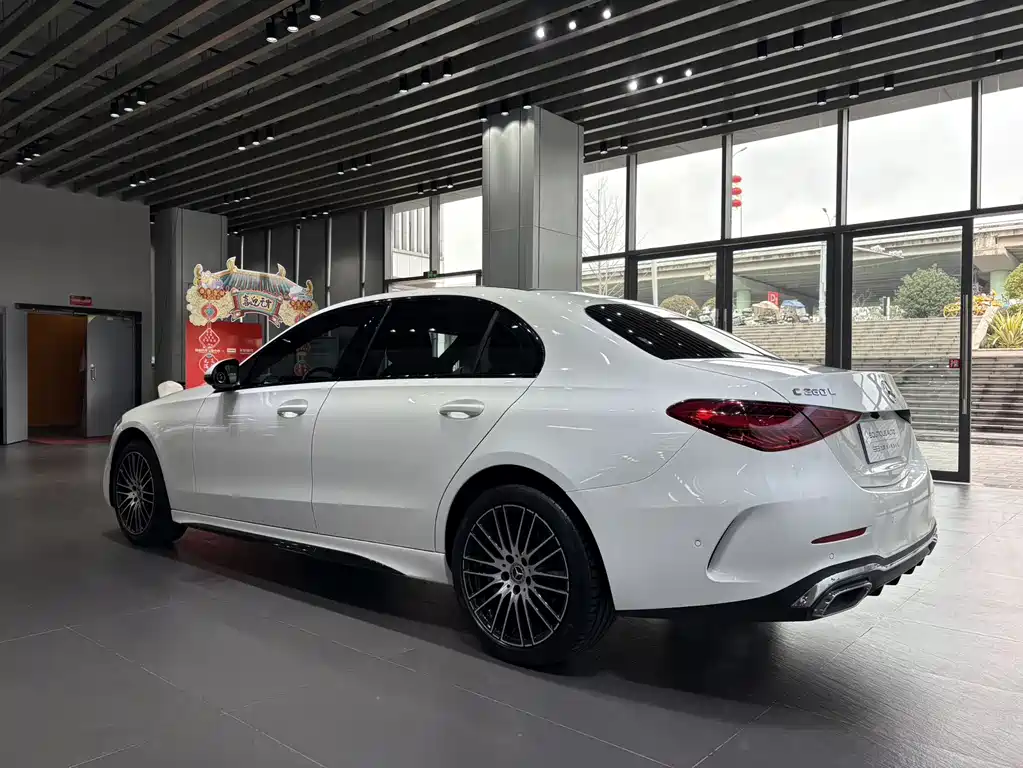 MERCEDES-BENZ C CLASS