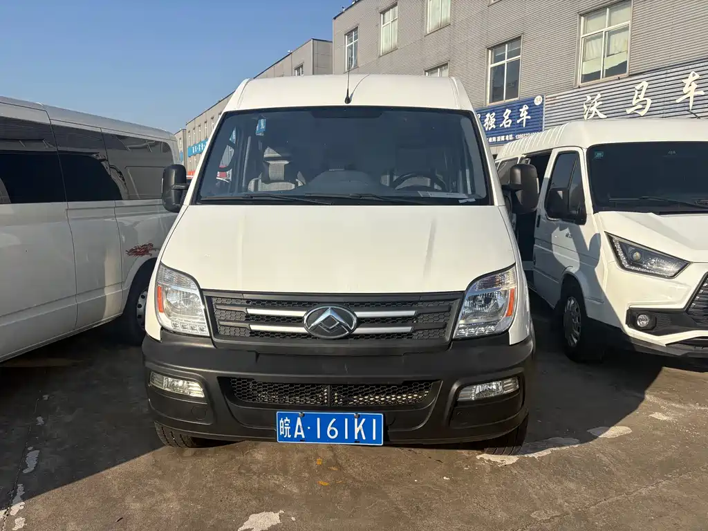 MAXUS V80 — миниатюра 2