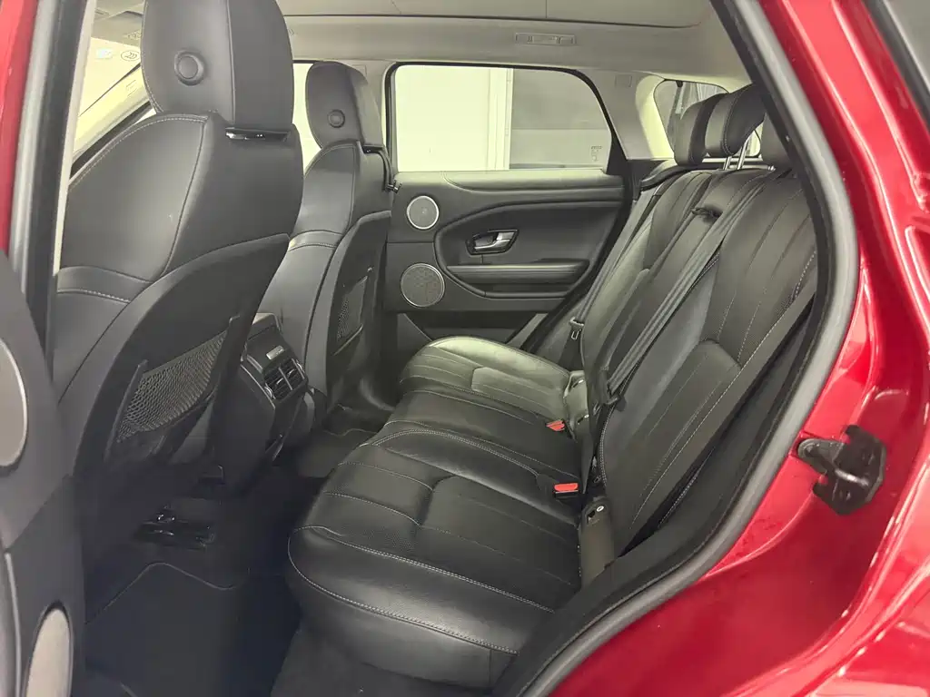 Land Rover Evoque — миниатюра 6