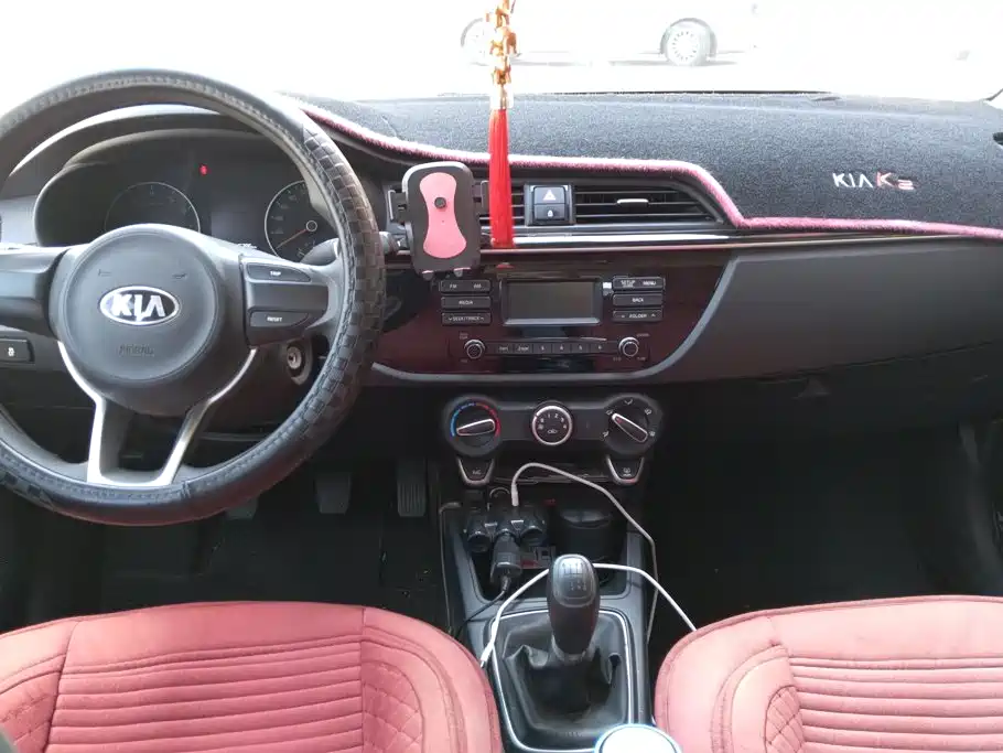 Kia K2 — миниатюра 12