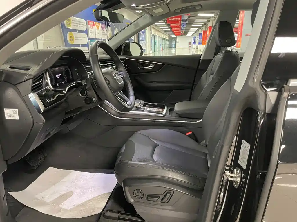 Audi Q8 — миниатюра 8