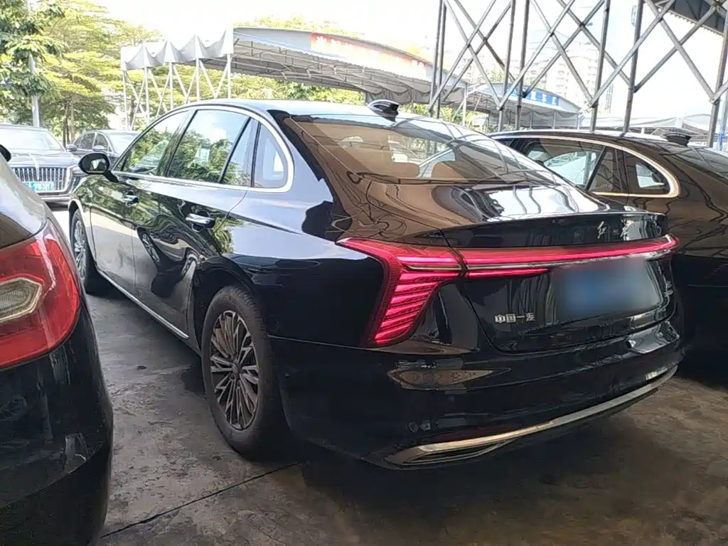 Hongqi Hongqi H5 — миниатюра 5