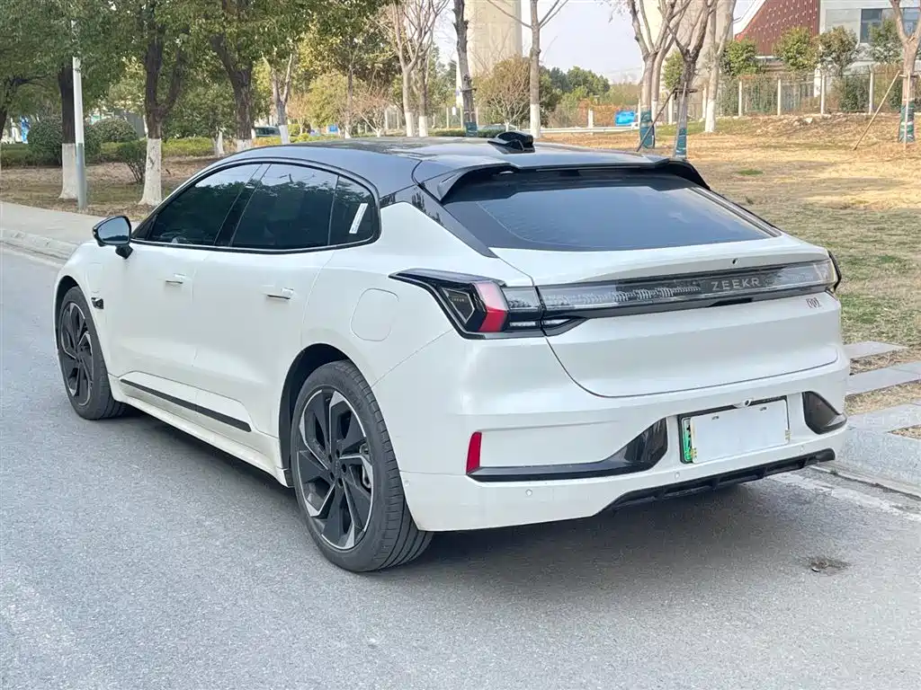 ZEEKR EXTREME KRYPTON 001