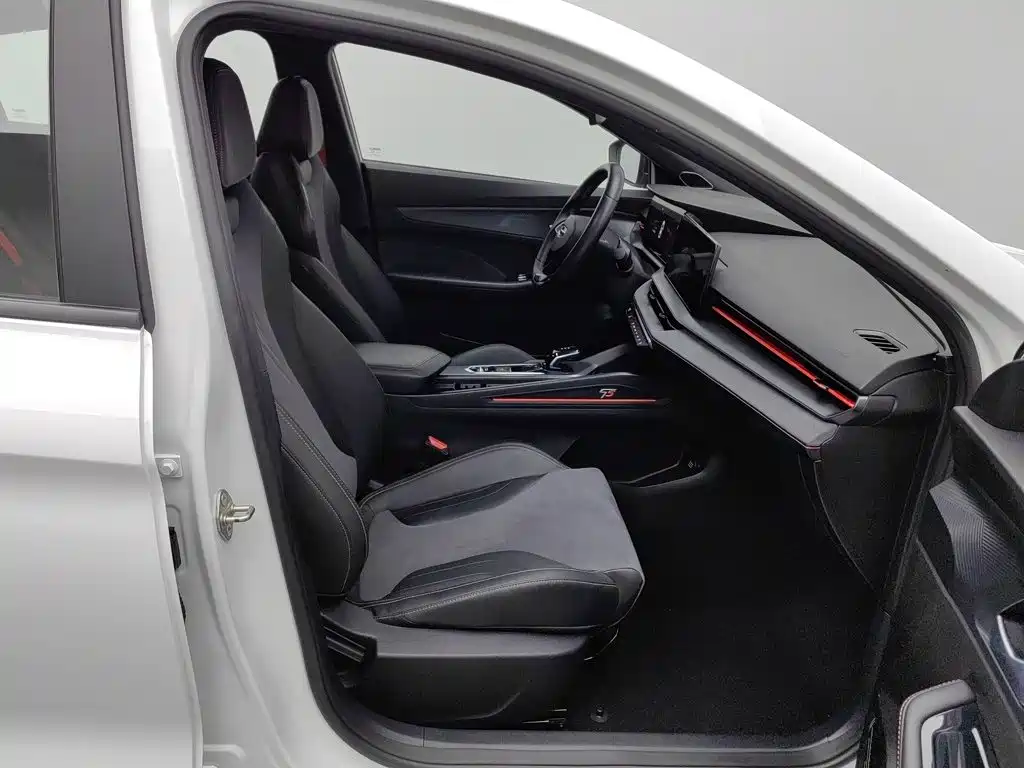 Geely Binrui — миниатюра 23