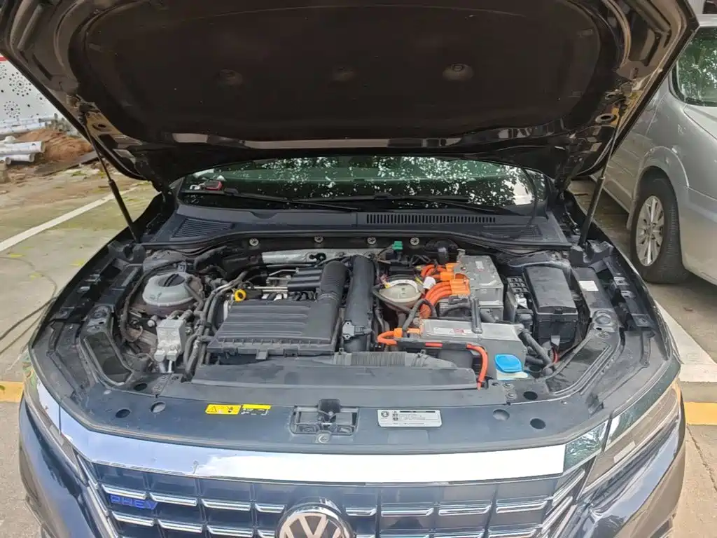 Volkswagen 帕萨特插电混动 — миниатюра 20