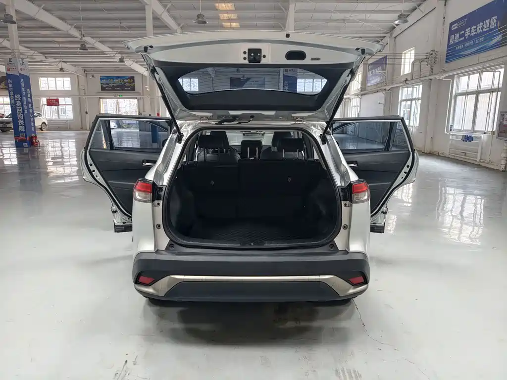 Toyota Frontlander — миниатюра 10