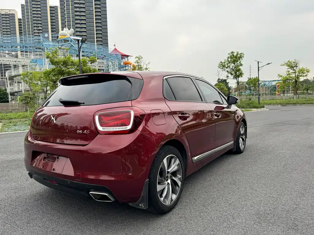 DS 4S 2016 1.6T AT Smart THP160