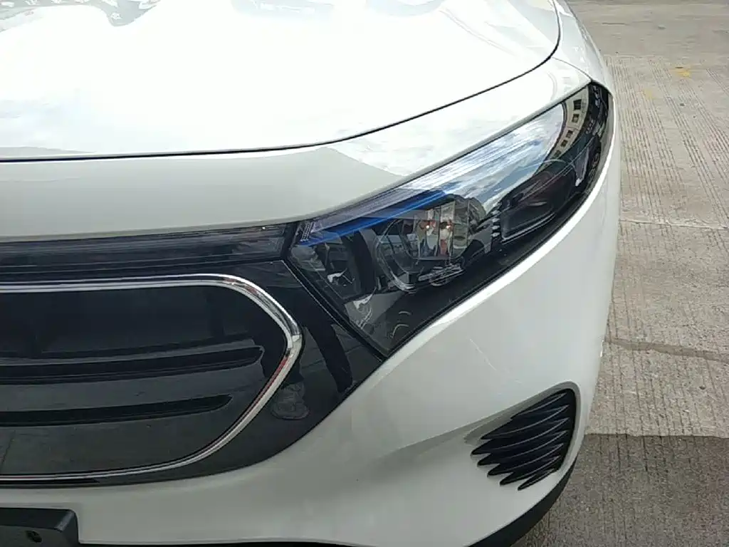 Mercedes-Benz EQB — миниатюра 24