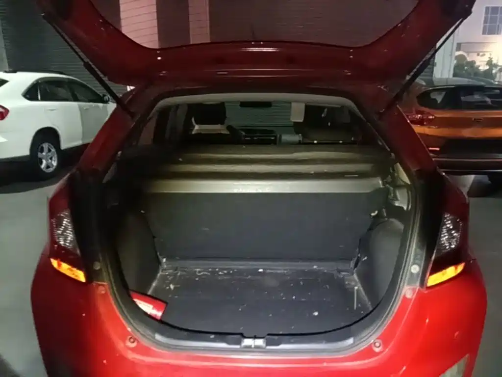 Honda Fit — миниатюра 19