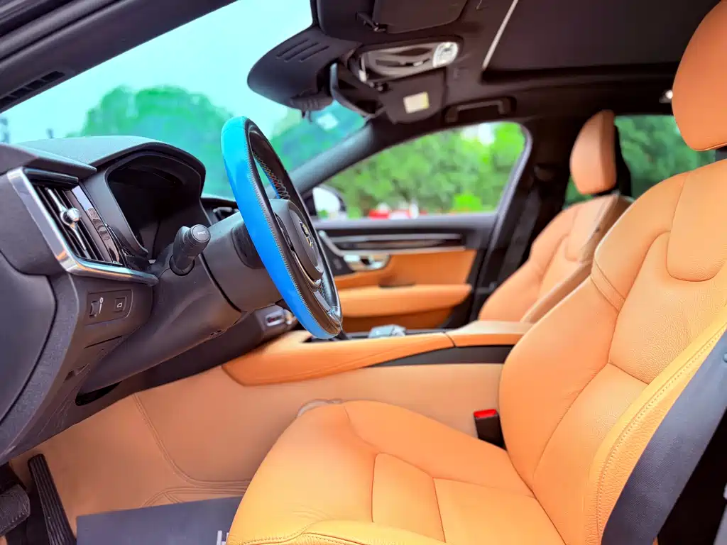 Volvo S90 2017 T4