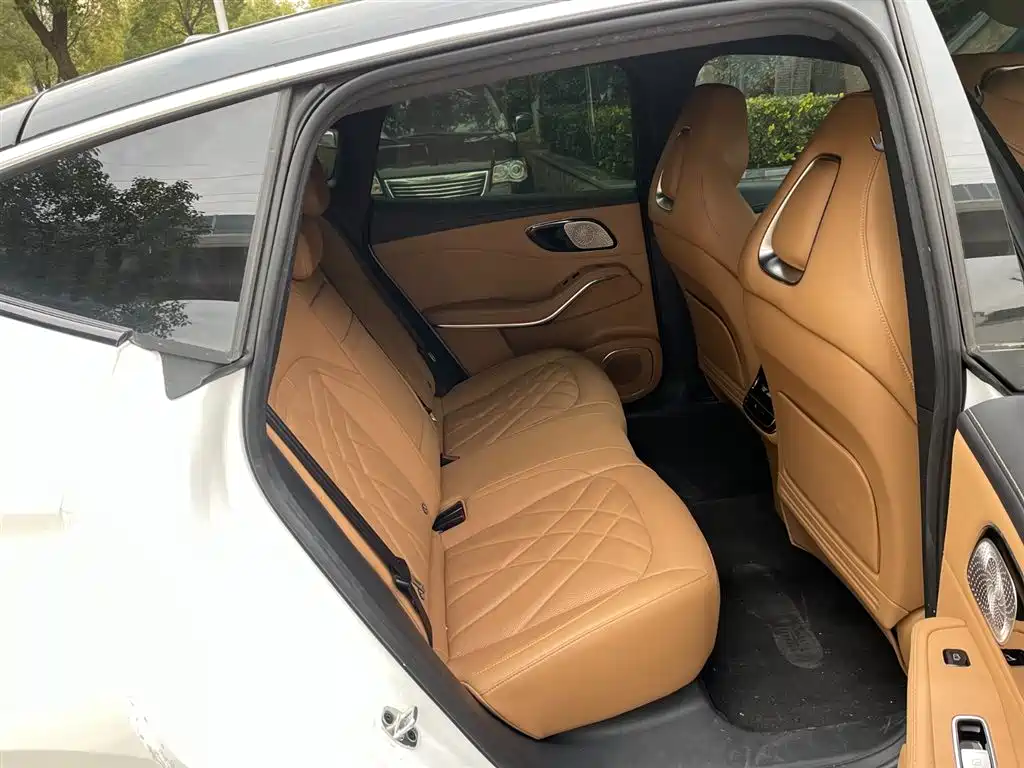 RISING AUTO FEIFAN R7