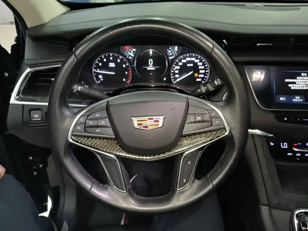 Cadillac XT5 — миниатюра 11