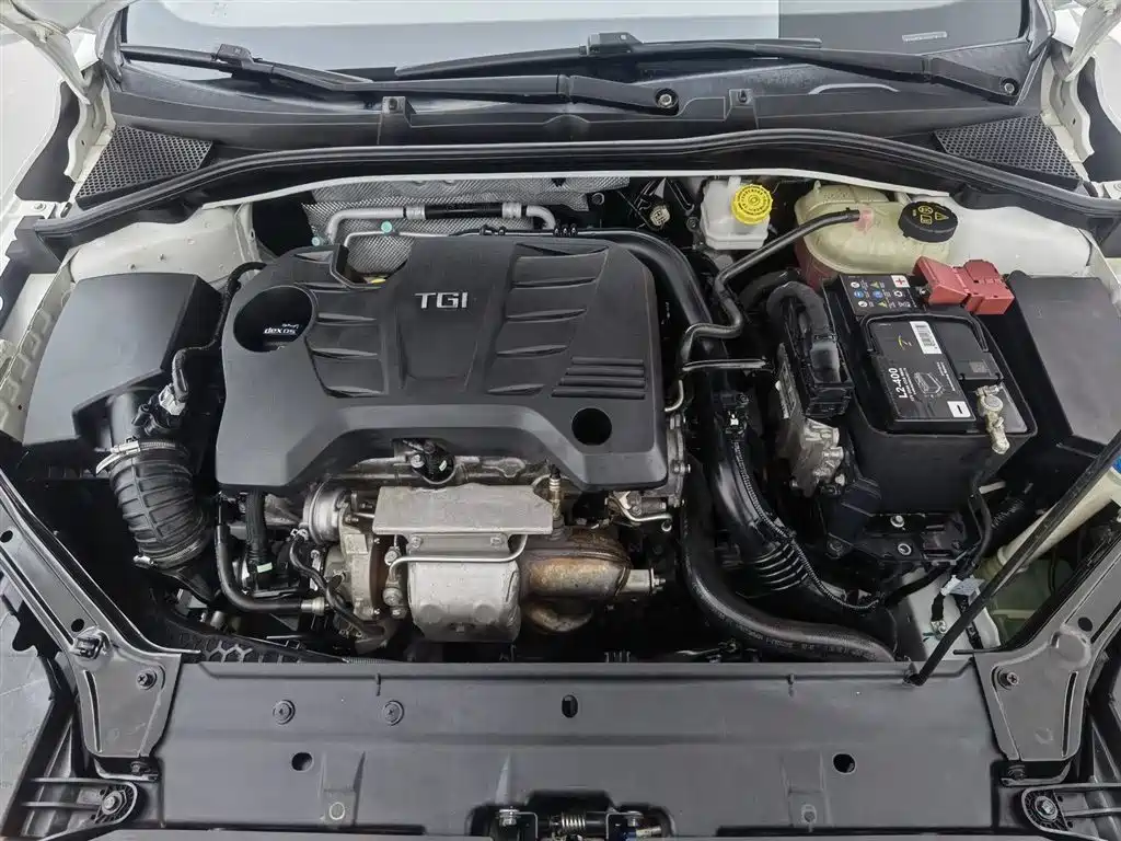 Roewe i6 2018 20T AT
