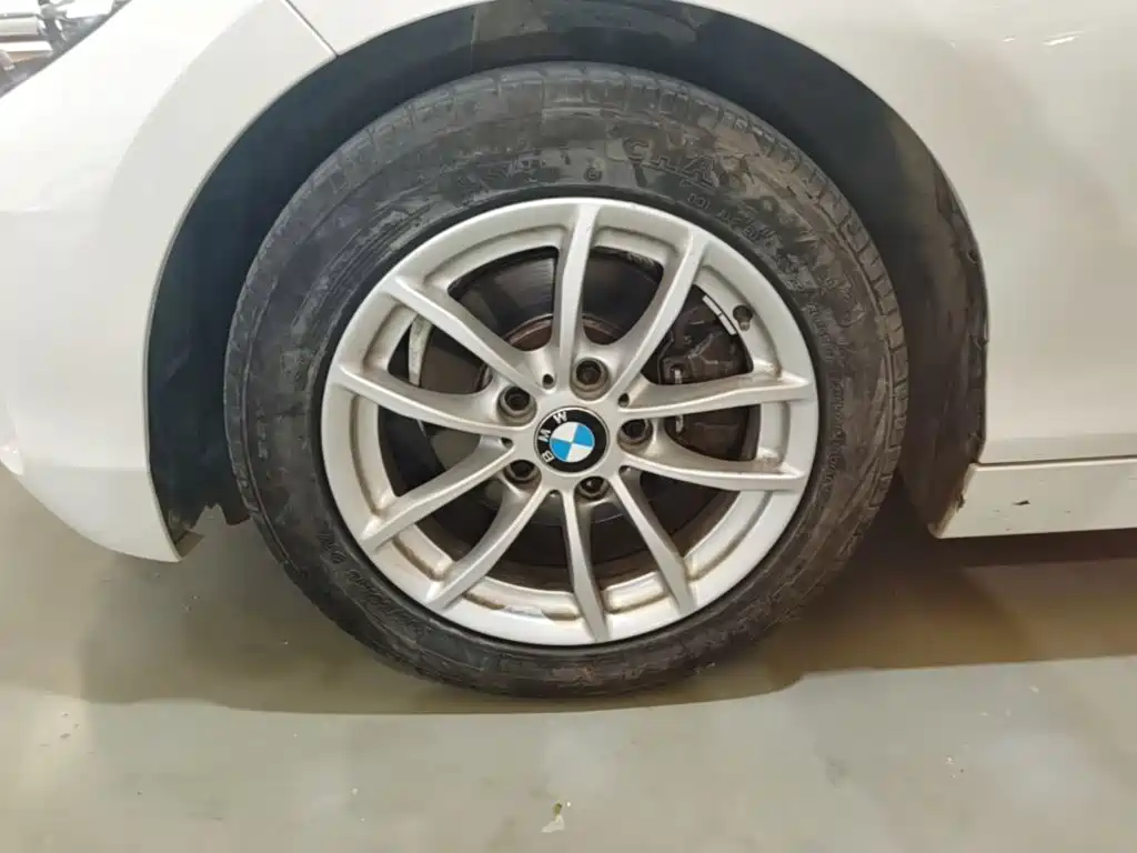 BMW 1 Series (Import) — миниатюра 23