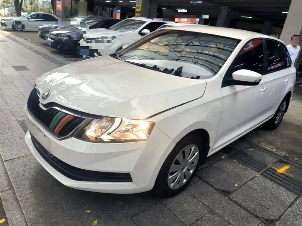 Skoda Rapid Spaceback 2020