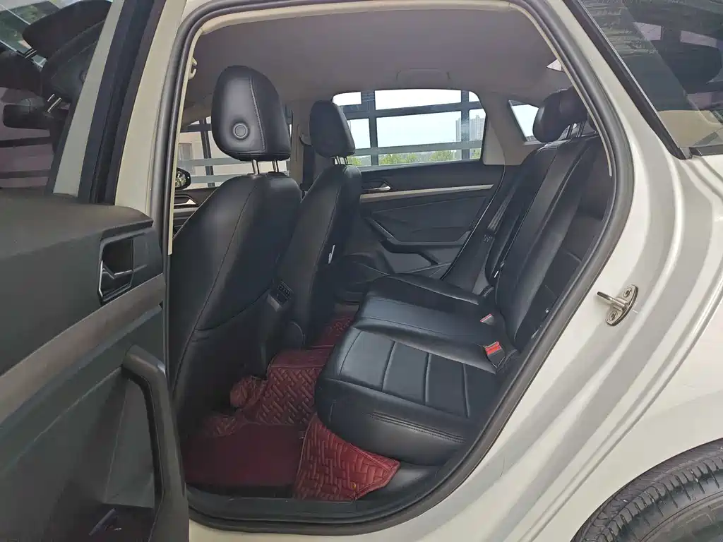 Volkswagen Lavida — миниатюра 8