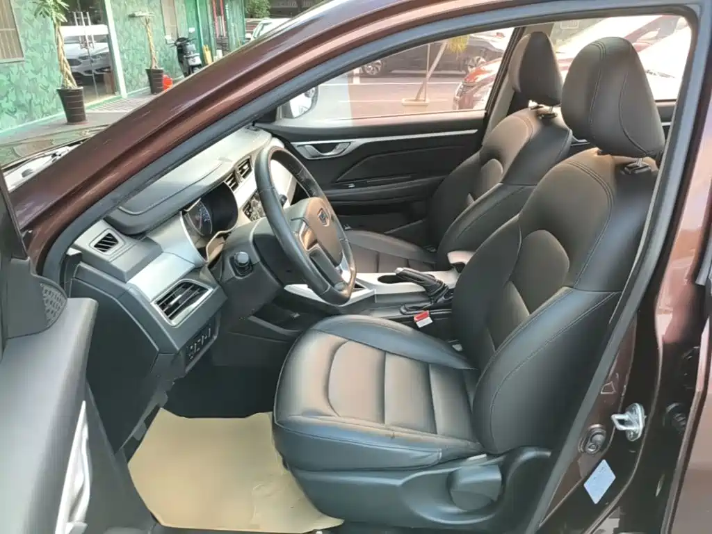 Geely Vision — миниатюра 15
