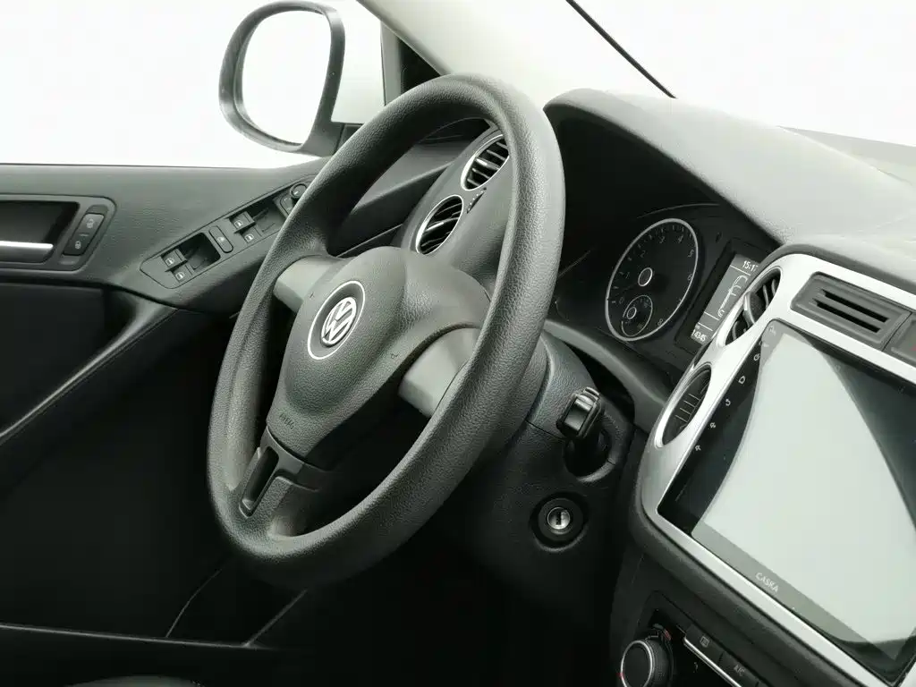 Volkswagen Tiguan — миниатюра 22