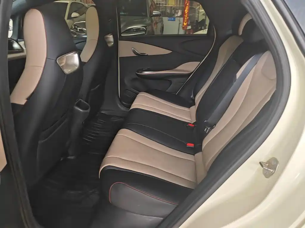 BYD Dolphin — миниатюра 17