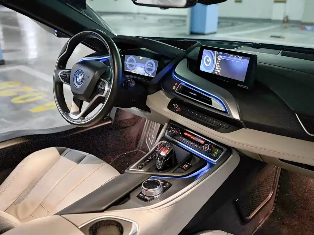 BMW i8 — миниатюра 14